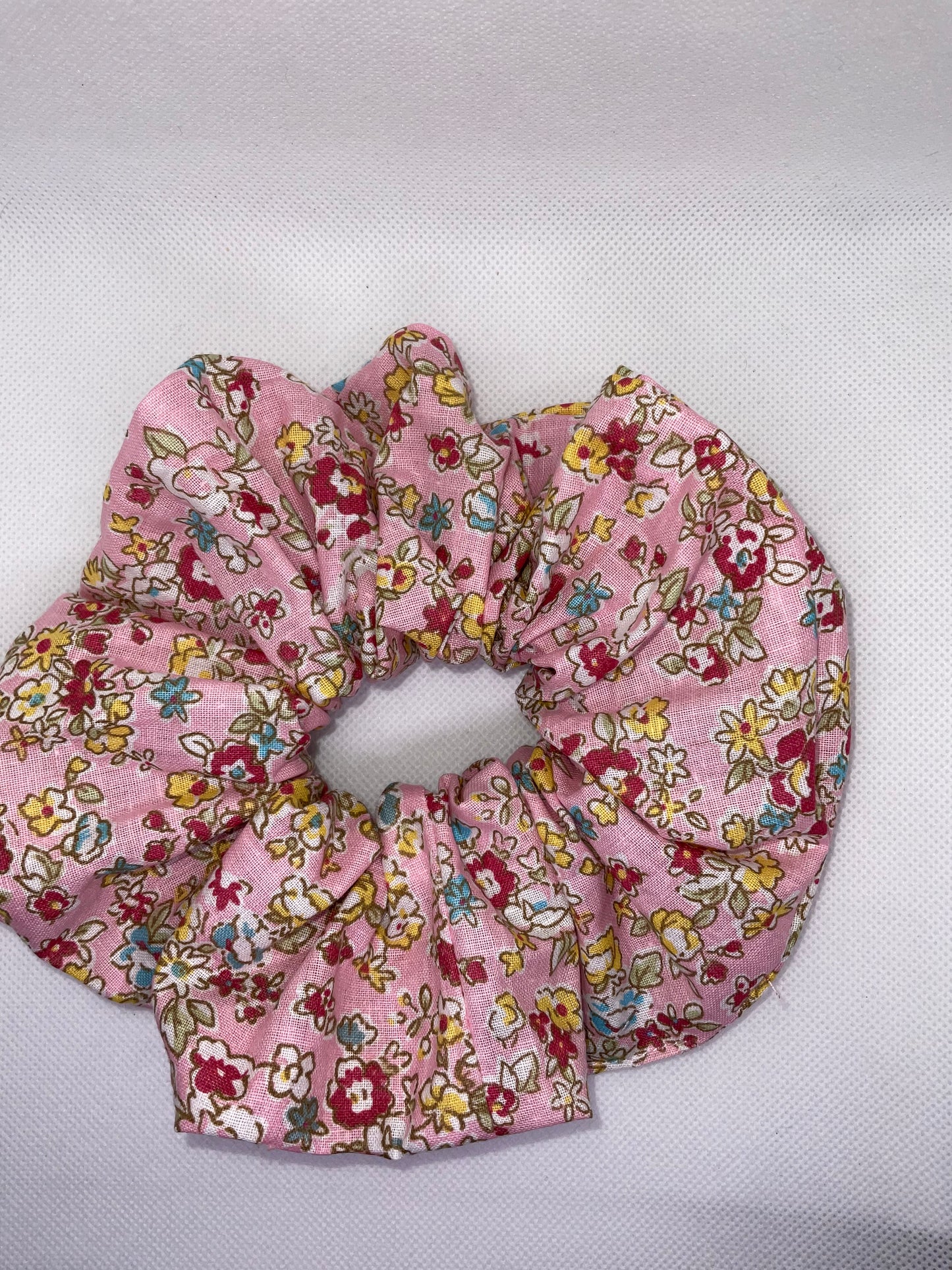 The Alice Hair Scrunchies 💗