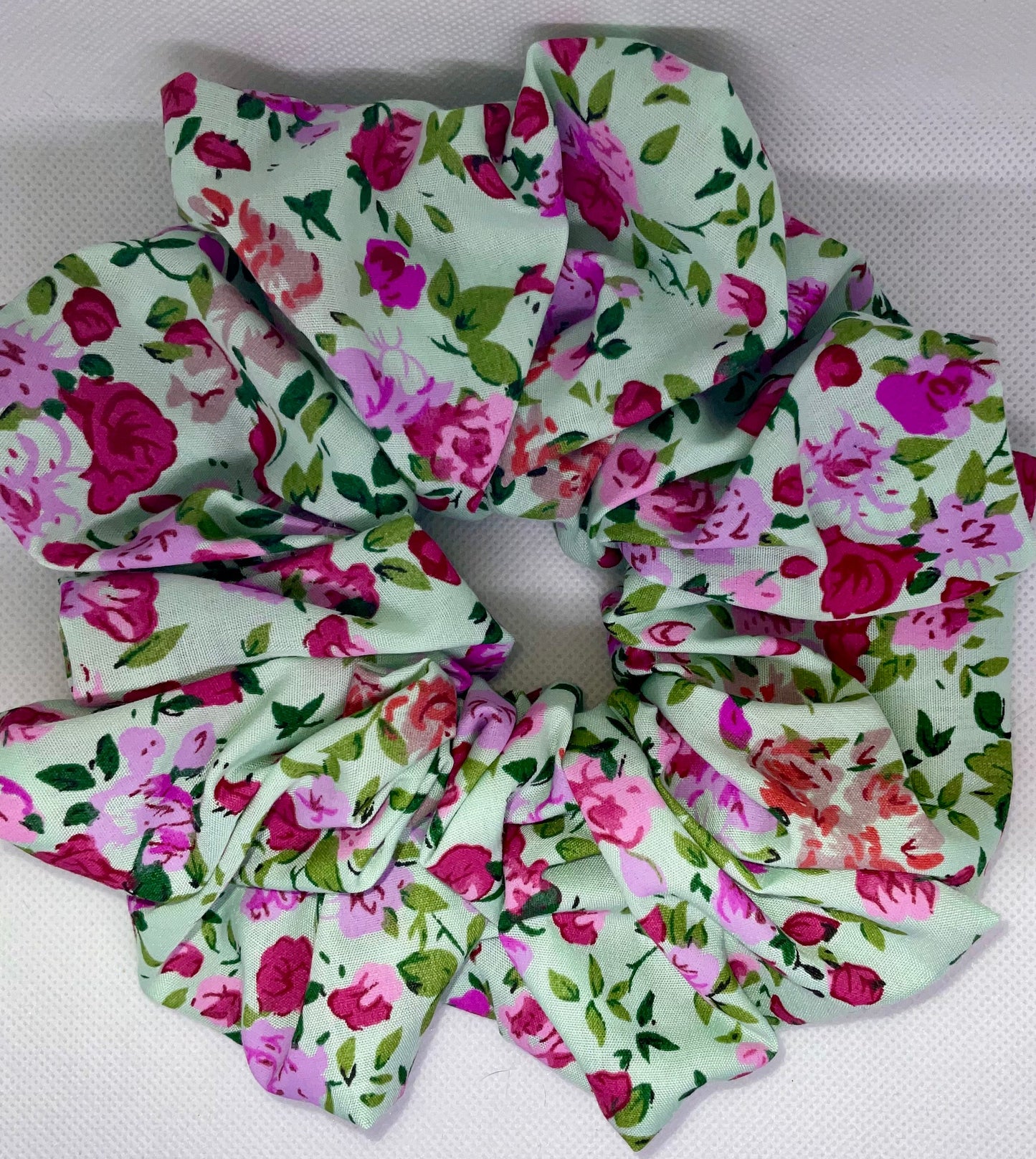 The Green Meadow Hair Scrunchies 💗