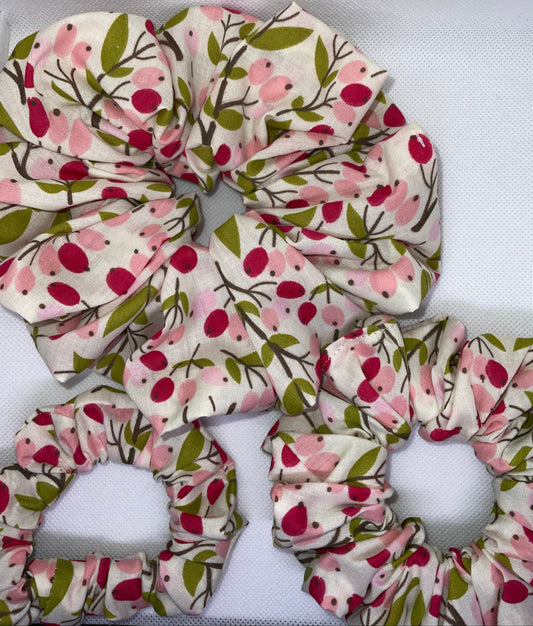 The Berry Hair Scrunchies 💗