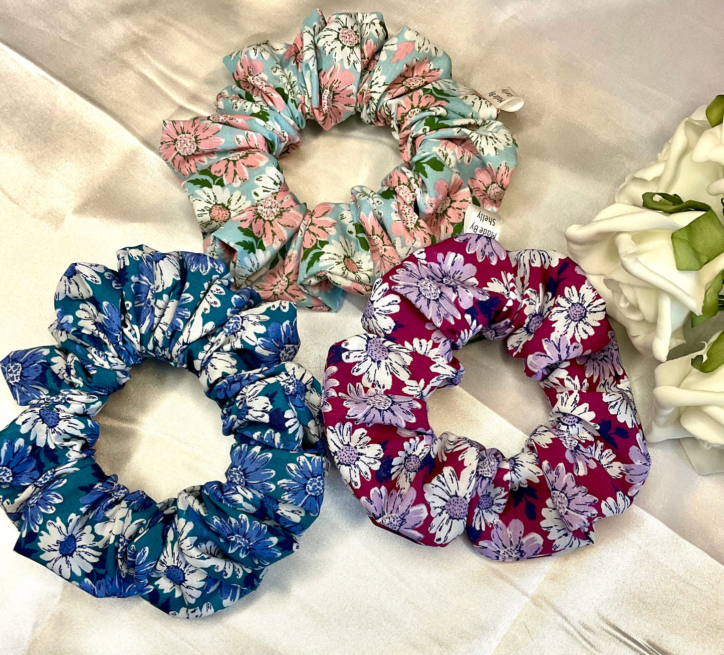 Daisy Hair Scrunchie