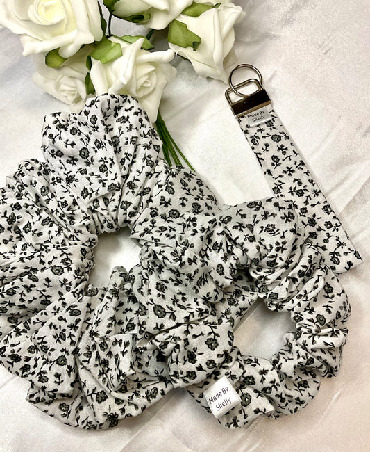 Imogen Wristlet